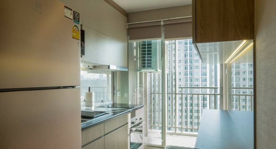 À louer 1 chambre condo à Huai Khwang, Bangkok