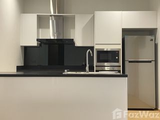 Apartamento en alquiler de 2 habitaciones en Khlong Toei, Bangkok