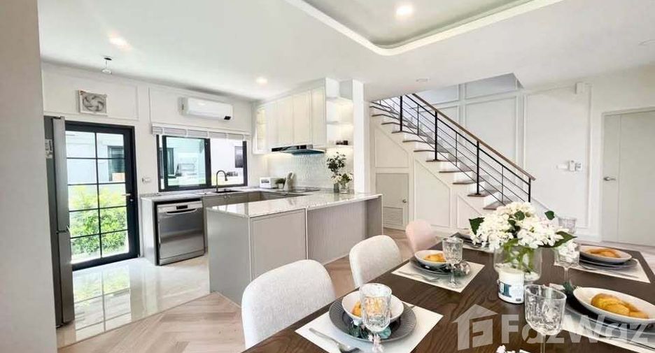 Haus zur Miete mit 4 Zimmer in Bang Phli, Samut Prakan