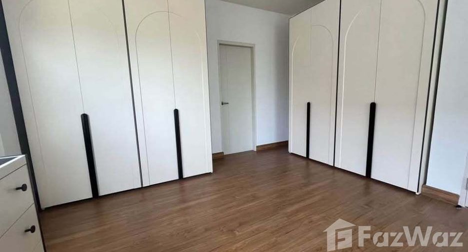 Haus zur Miete mit 4 Zimmer in Bang Phli, Samut Prakan