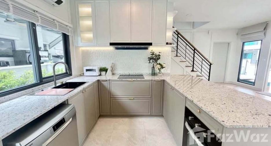 Haus zur Miete mit 4 Zimmer in Bang Phli, Samut Prakan
