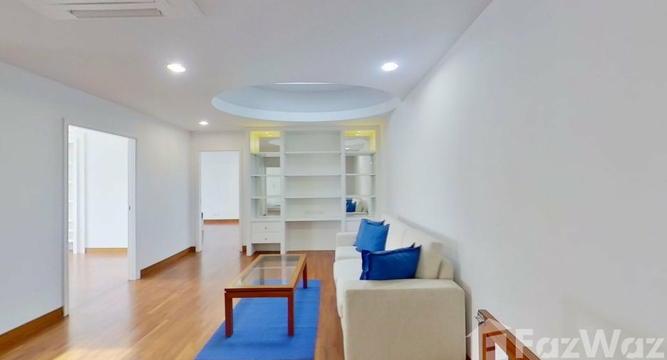 Condo en alquiler de 4 habitaciones en Yan Nawa, Bangkok