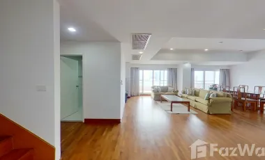 For rent 4 bedrooms condo in Yan Nawa, Bangkok