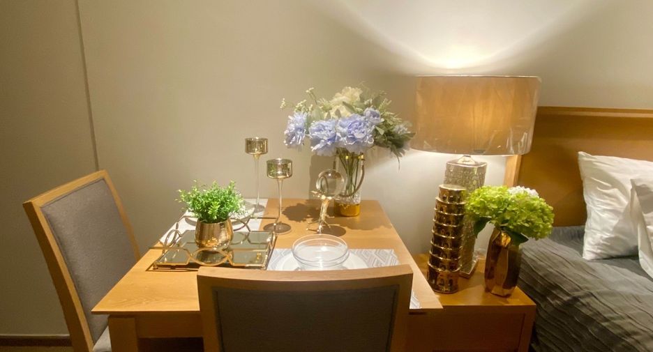 Condo en alquiler de estudio en Khlong Toei, Bangkok