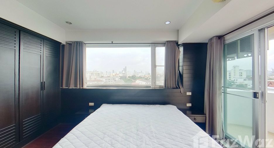 For rent 2 bedrooms apartment in Watthana, Bangkok