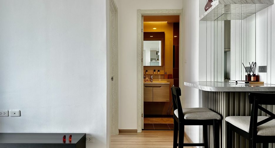 For rent 2 bedrooms condo in Suan Luang, Bangkok