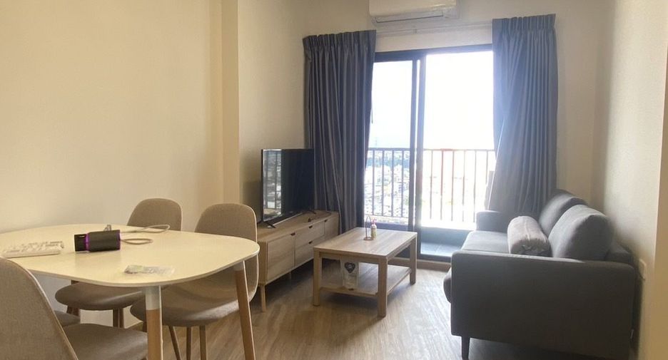 For rent 2 bedrooms condo in Huai Khwang, Bangkok