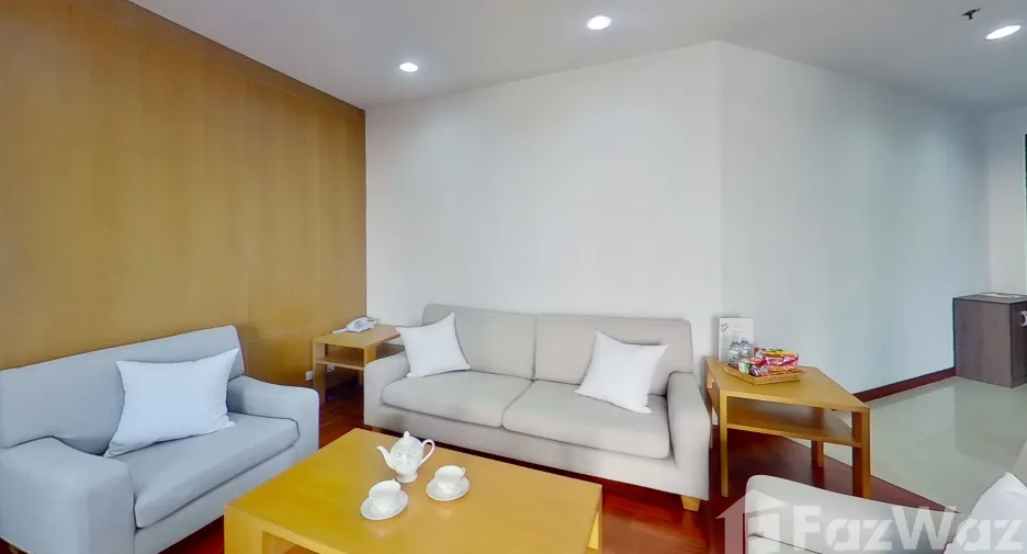 Condo en alquiler de 2 habitaciones en Khlong Toei, Bangkok