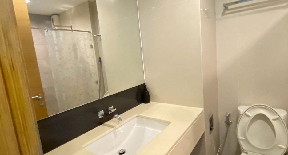 Condo en alquiler de 1 habitaciones en Huai Khwang, Bangkok