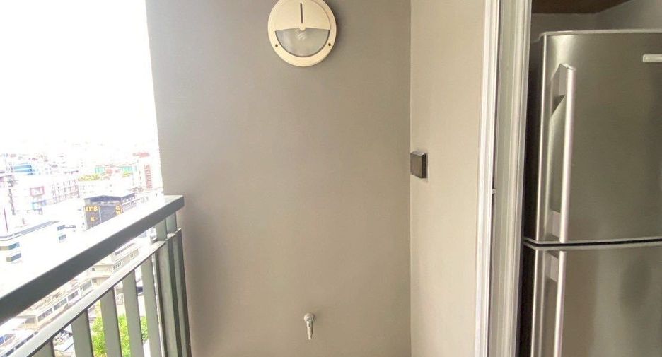 For rent 1 bed condo in Huai Khwang, Bangkok