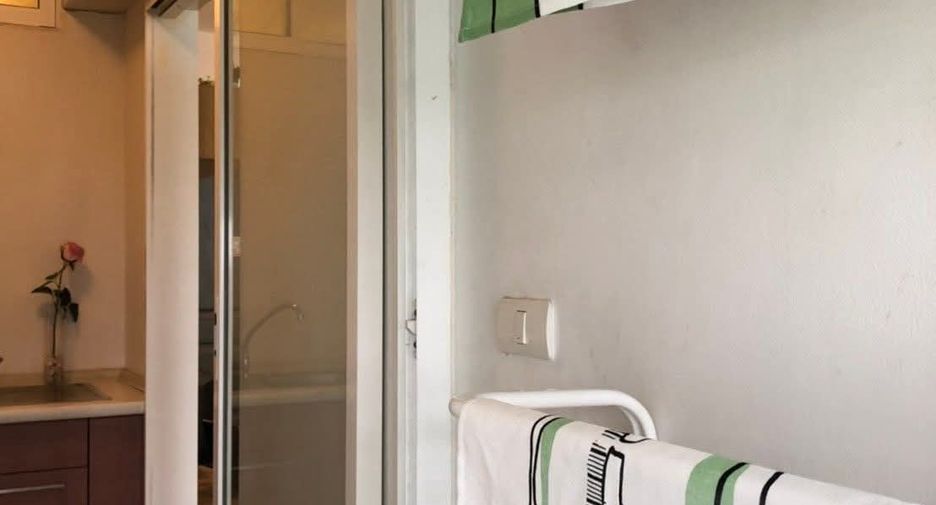 For rent 1 bed condo in Huai Khwang, Bangkok