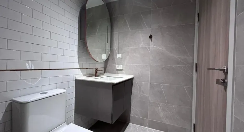 For rent 1 Beds condo in Watthana, Bangkok