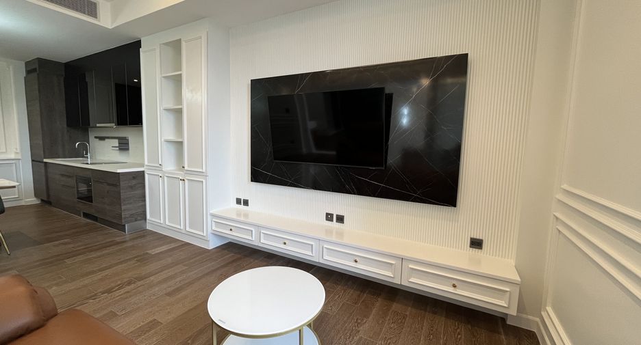 For rent 1 bed condo in Pathum Wan, Bangkok