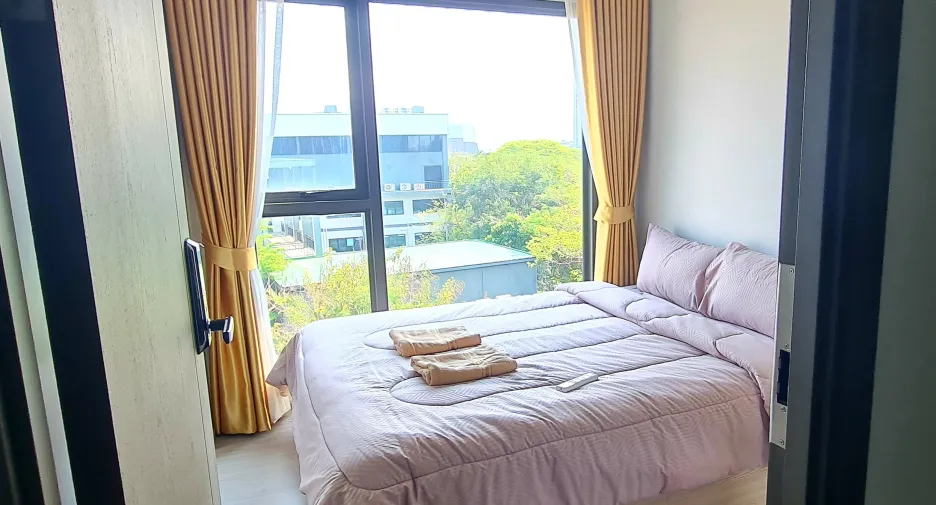 À louer 3 chambres condo à Phra Khanong, Bangkok