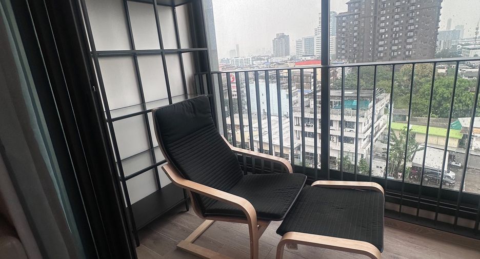 Wohnung zur Miete mit 1 Zimmer in Phra Khanong, Bangkok
