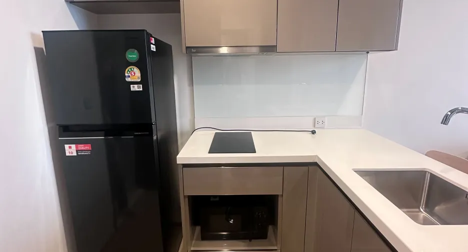 Wohnung zur Miete mit 1 Zimmer in Phra Khanong, Bangkok