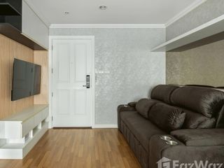 Wohnung zur Miete mit Studio in Huai Khwang, Bangkok
