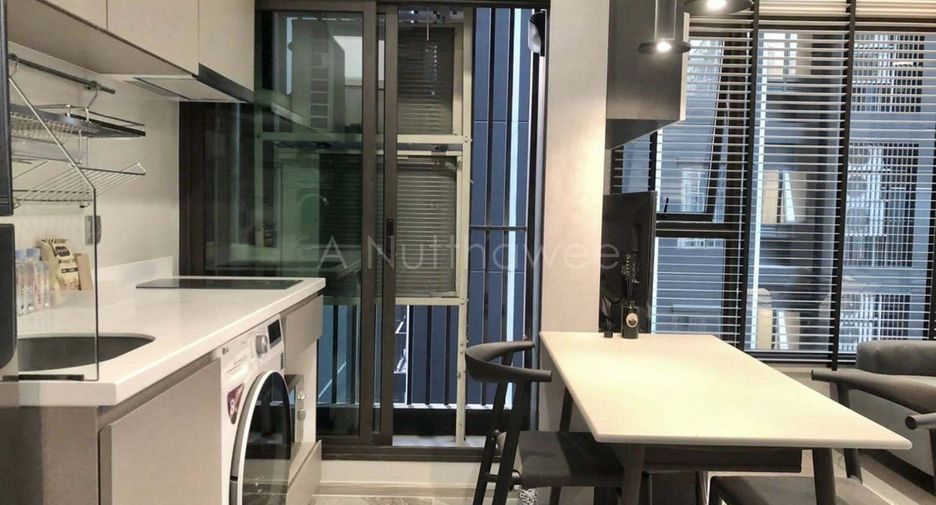 For rent 2 ベッドルーム condo in Huai Khwang, Bangkok