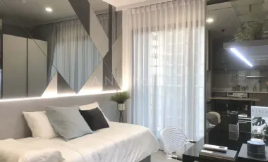 À louer 2 chambres condo à Huai Khwang, Bangkok