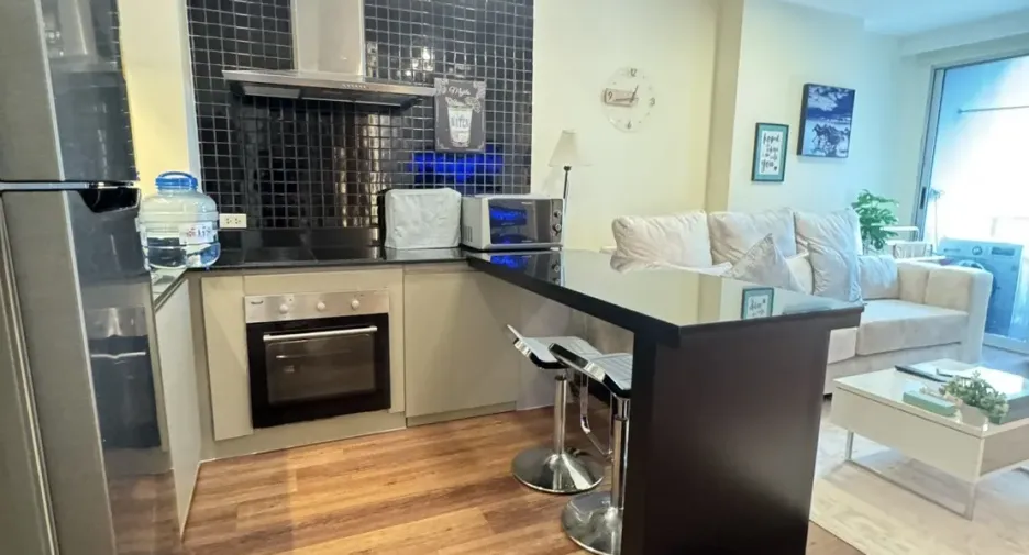 For rent 2 bedrooms condo in Khlong Toei, Bangkok