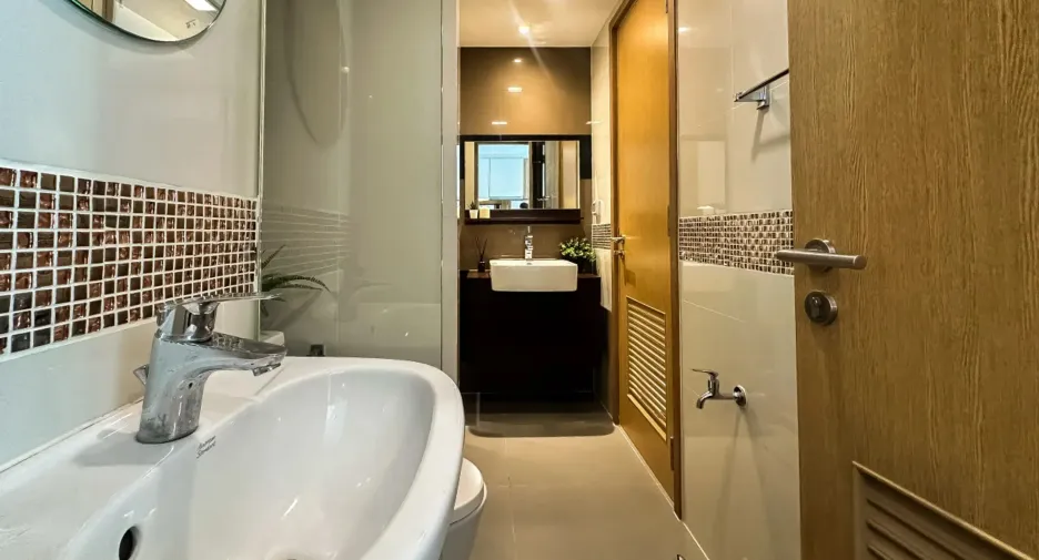 For rent 1 bed condo in Watthana, Bangkok