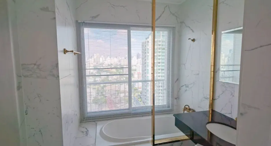 Wohnung zur Miete mit 2 Zimmer in Watthana, Bangkok