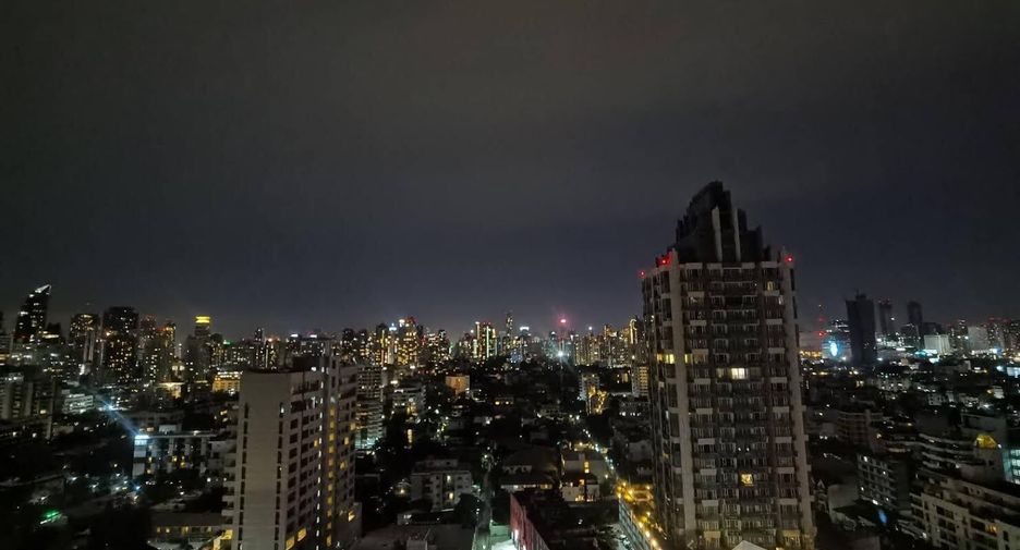 Wohnung zur Miete mit 2 Zimmer in Watthana, Bangkok