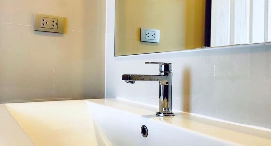 For rent 1 bed condo in Bang Na, Bangkok