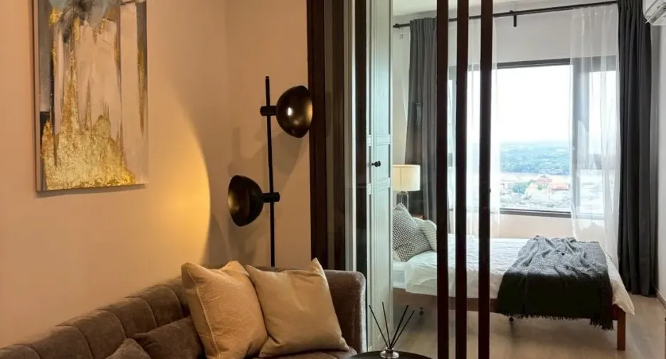 For rent studio condo in Khlong Toei, Bangkok