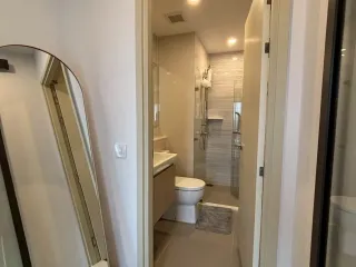 Wohnung zur Miete mit Studio in Khlong Toei, Bangkok