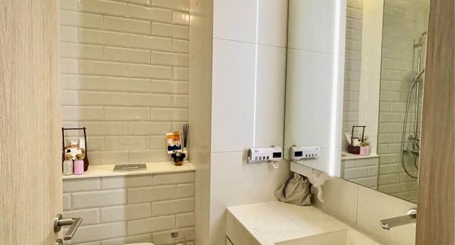 For rent 1 Beds condo in Khlong Toei, Bangkok