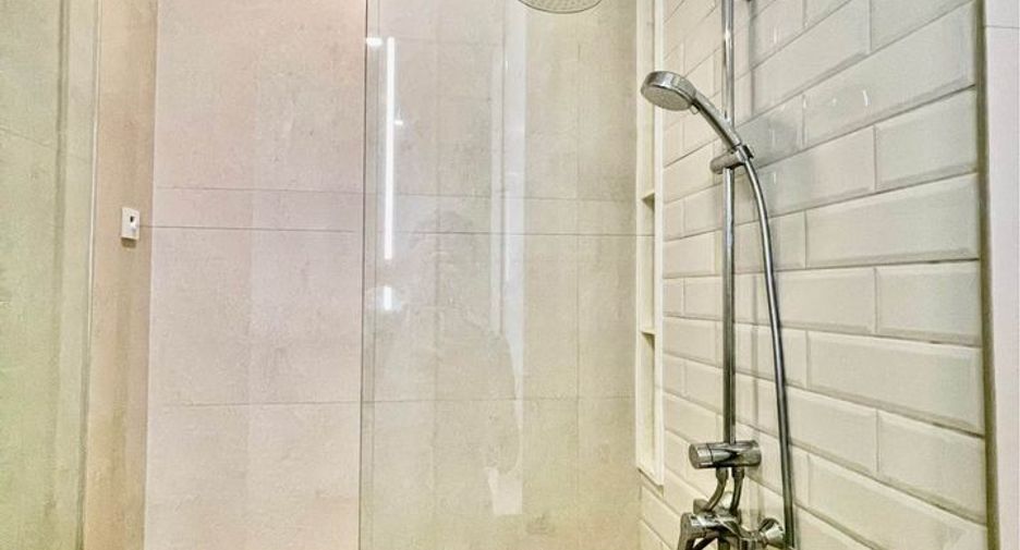For rent 1 Beds condo in Khlong Toei, Bangkok