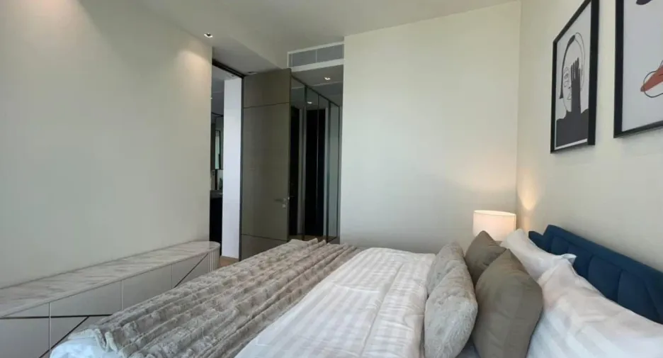 For rent 1 bed condo in Pathum Wan, Bangkok