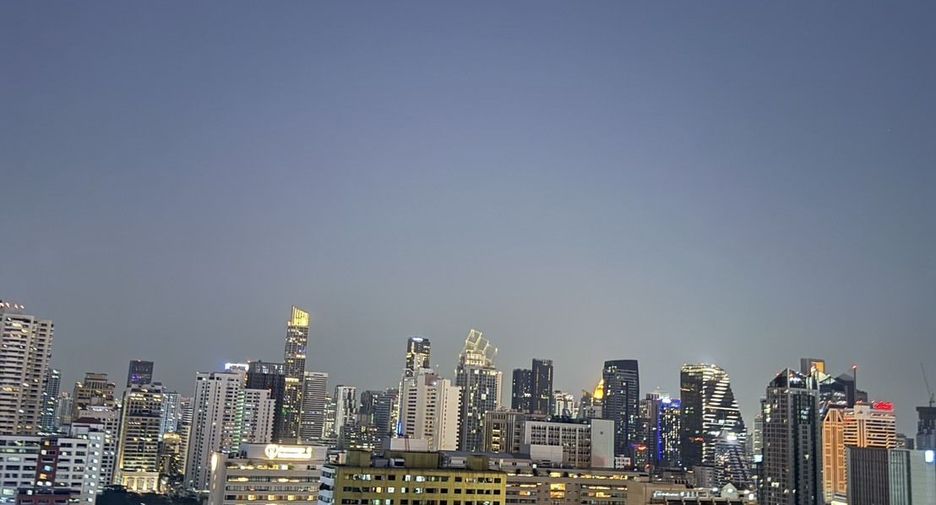 Wohnung zur Miete mit 3 Zimmer in Watthana, Bangkok