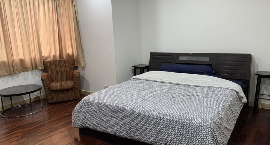 For rent 1 bed condo in Watthana, Bangkok