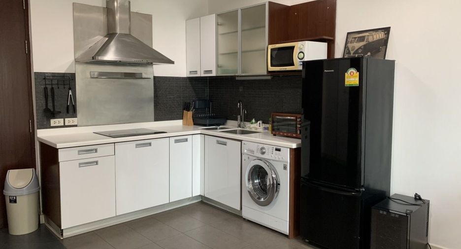 For rent 1 bed condo in Watthana, Bangkok
