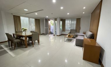 For rent 4 bedrooms house in Watthana, Bangkok