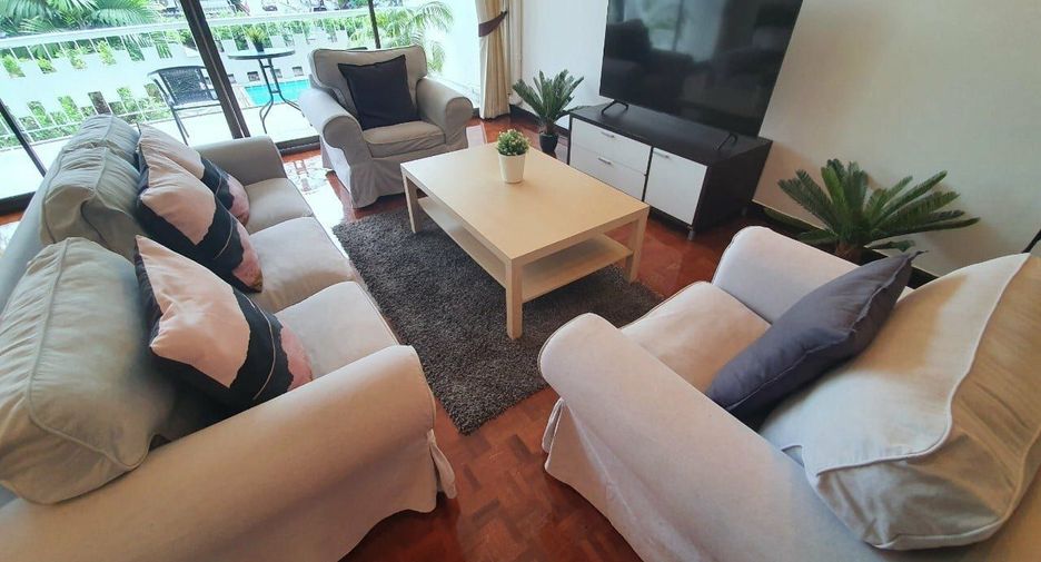 For rent 3 bedrooms condo in Watthana, Bangkok