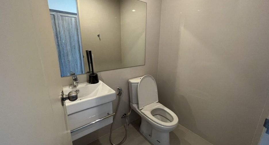 ให้เช่า 2 ห้องนอน คอนโด ใน วัฒนา, กรุงเทพฯ