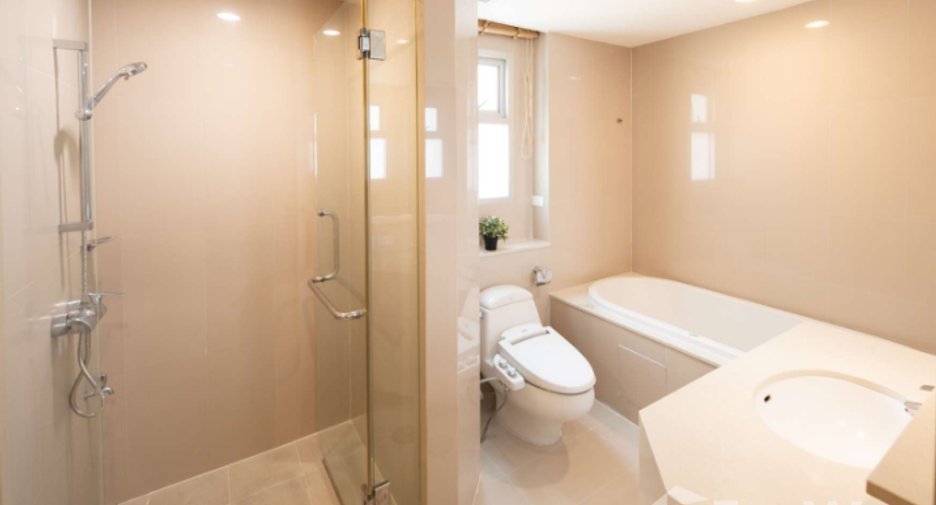 For rent 1 bed apartment in Watthana, Bangkok
