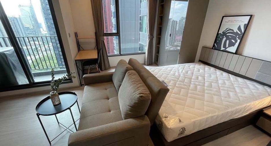 For rent studio condo in Huai Khwang, Bangkok