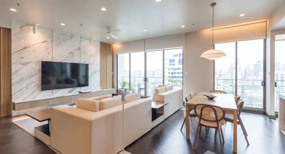 For rent 3 bedrooms condo in Watthana, Bangkok