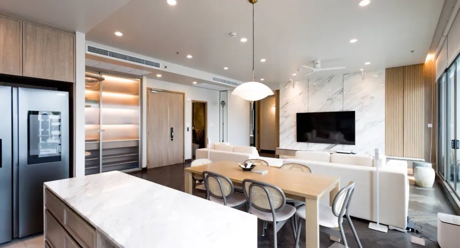 For rent 3 bedrooms condo in Watthana, Bangkok