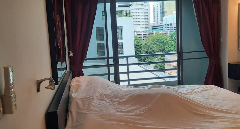 For rent 2 bedrooms condo in Sathon, Bangkok
