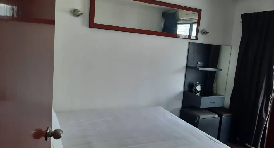 For rent 2 bedrooms condo in Sathon, Bangkok