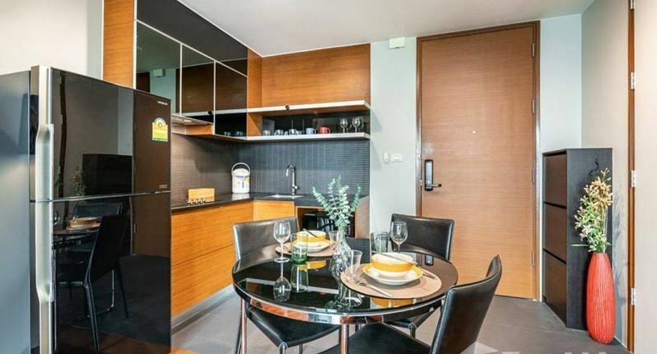 Condo en alquiler de 2 habitaciones en Khlong Toei, Bangkok