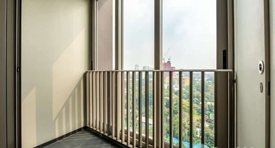 Condo en alquiler de 2 habitaciones en Khlong Toei, Bangkok
