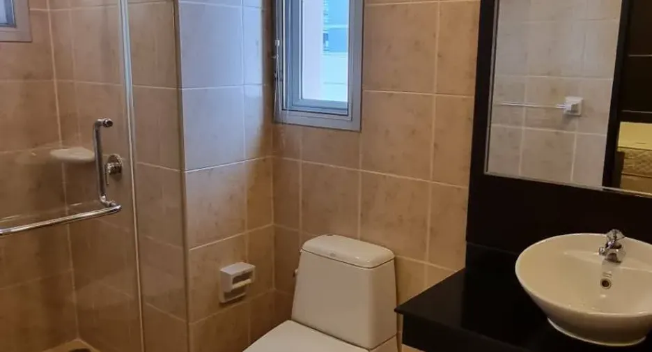 For rent 3 bedrooms apartment in Watthana, Bangkok