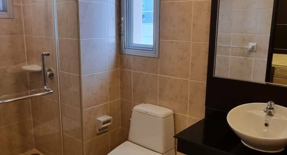 Apartamento en alquiler de 3 habitaciones en Watthana, Bangkok