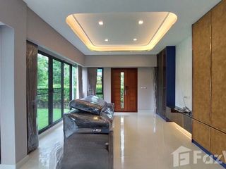 出租 3 卧室 独立屋 在 Saphan Sung, 曼谷